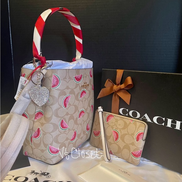 ❤️SOLD❤️❤️❤️Coach Town Bucket Bag Set - Picture 11 of 13